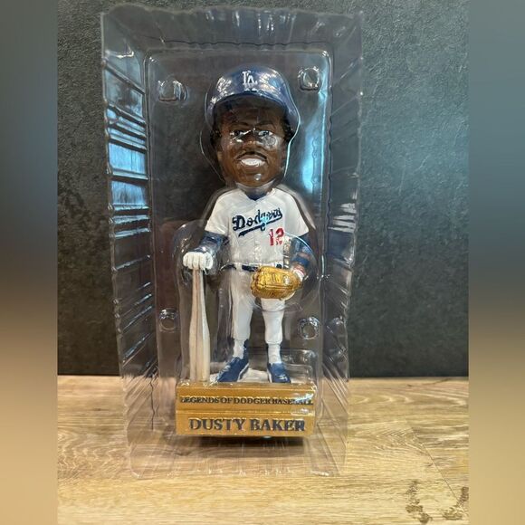2024 SGA Los Angeles Dodgers Legend Dusty Baker Bobblehead MLB NEW - Picture 7 of 13